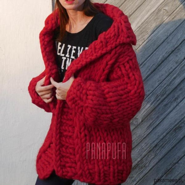 Ile kosztuje sweter na drutach? Cena zależy od tych kilku rzeczy