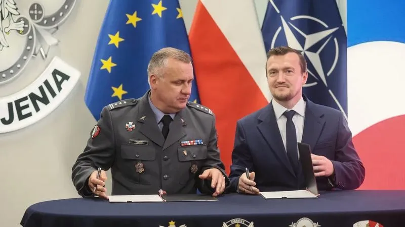 Jak napisać wniosek o zapomogę w wojsku? Wzór, uzasadnienie i najczęstsze błędy