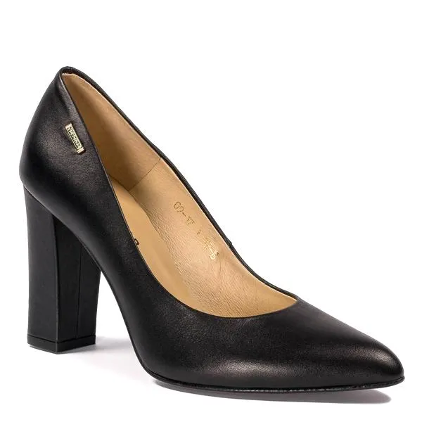 Buty do spódnicy midi