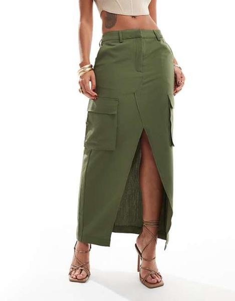 Kolor khaki w modzie